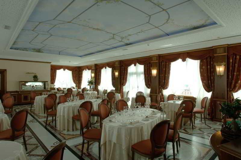 安德瑞欧拉中心酒店 米兰 餐厅 照片